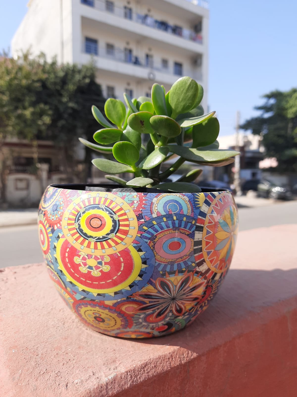 Blooming Yards Artistic Metal Planter Blooming Yards Artistic Metal Planter